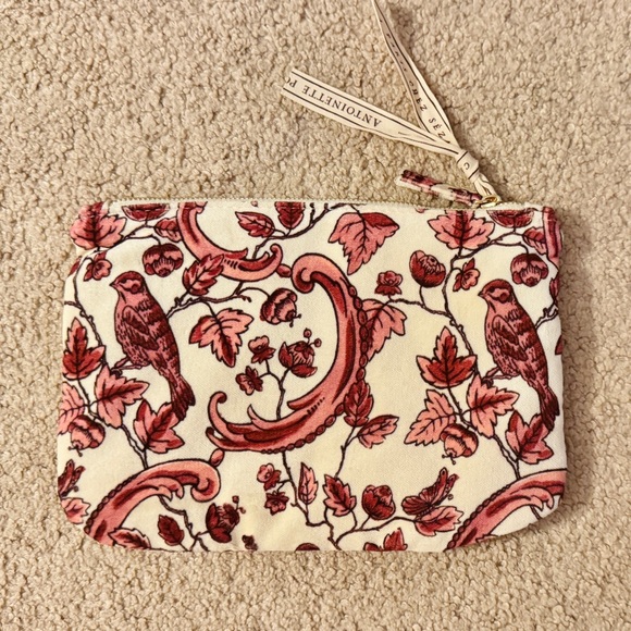 Sezane x Antoinette Poisson Collab Zippered Pouch (NEW) - Picture 2 of 4
